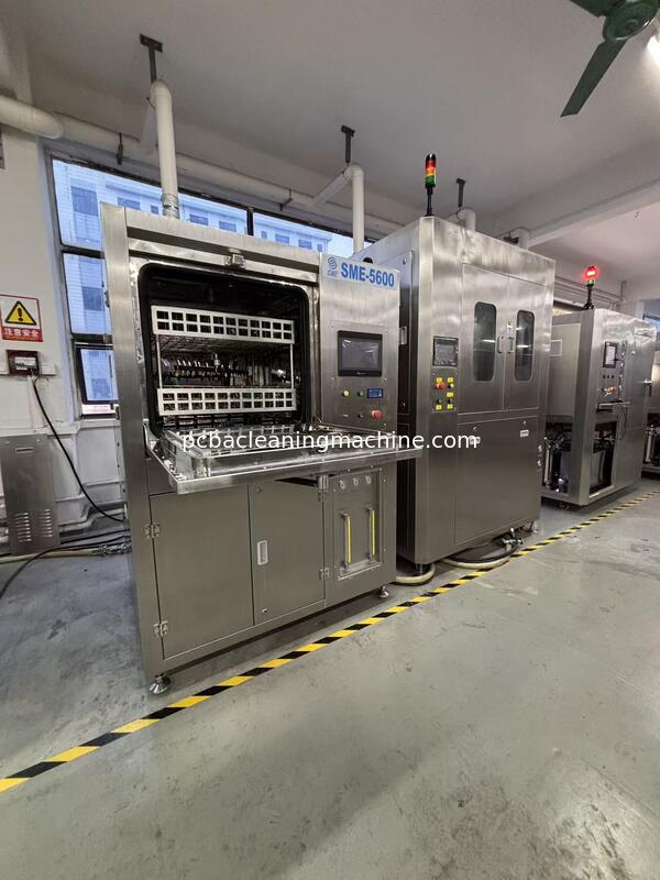 PCB厚さ0.5～3.0mm SME-5600L PCB洗浄機 自動洗浄装置 回路基板処理を保証