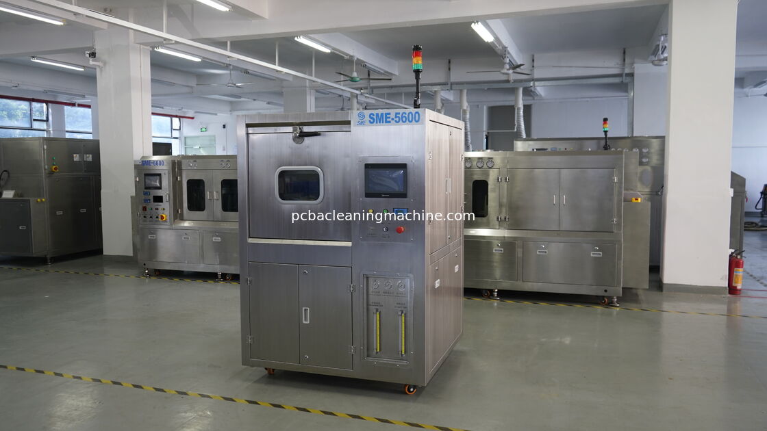 化学洗浄剤を使用してPBCAの汚れを除去する PCB洗浄機 SME-5600T PCBサイズ 330x250mm 最大洗浄液