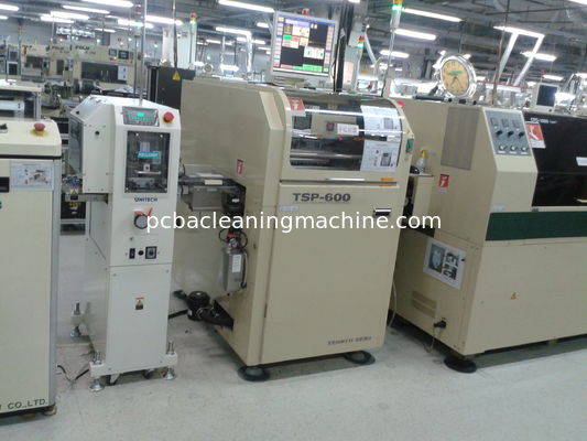 新しい開発された水様の液体のsplderはステンシルを吹きかける非洗浄プロセスの機械を貼る